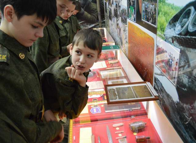 Газета "Отечество", декабрь 2014 г. В День Неизвестного Солдата в Центре «Ватан» г.Чистополь. Газета "Отечество", декабрь 2014 г. В День Неизвестного Солдата в Центре «Ватан» г.Чистополь.