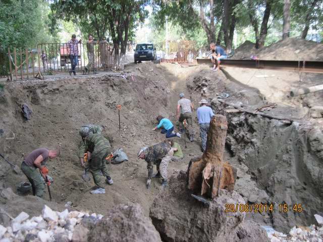 Газета "Отечество", декабрь 2014 г. Неучтенная братская могила в г.Волгоград. Газета "Отечество", декабрь 2014 г. Неучтенная братская могила в г.Волгоград.