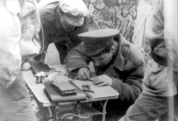 Поисковые будни. Калужская область. Фото из книги С.И.Садовникова «Поиск, ставший судьбой»