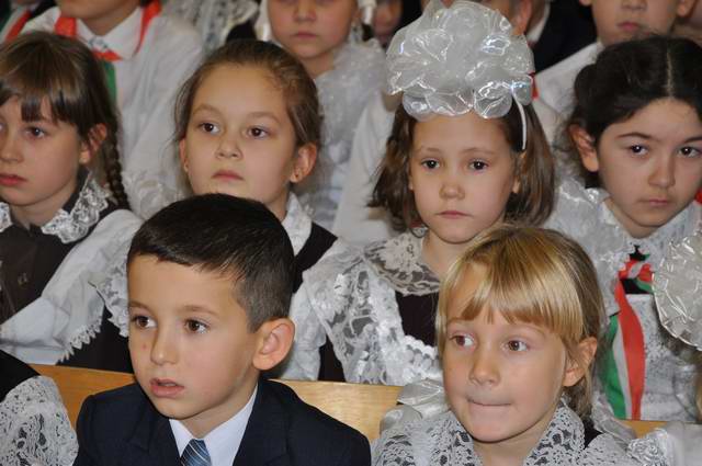 Вручение медальона сержанта Н.Н.Никонова. 2014. Вручение медальона сержанта Н.Н.Никонова. 2014.