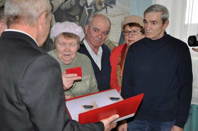 Вручение медальона сержанта Н.Н.Никонова. 2014. Вручение медальона сержанта Н.Н.Никонова. 2014.