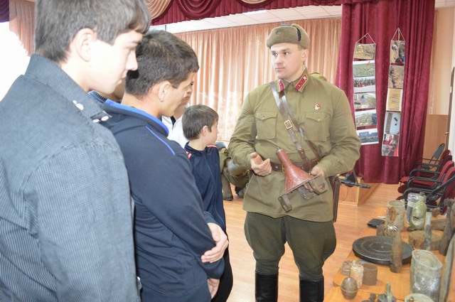 Встреча поисковых отрядов «Юнармеец» (с.Билярск) и «Выстрел»
(г.Чистополь). 2014. Встреча поисковых отрядов «Юнармеец» (с.Билярск) и «Выстрел»
(г.Чистополь). 2014.