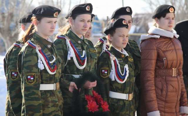 Установка мемориальной доски в честь полного кавалера ордена Славы Николая Пестонова. 2015. Установка мемориальной доски в честь полного кавалера ордена Славы Николая Пестонова. 2015.