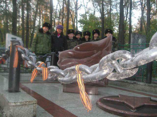 Уборка воинских захоронений на кладбищах в Республике Татарстан. Уборка воинских захоронений на кладбищах в Республике Татарстан.