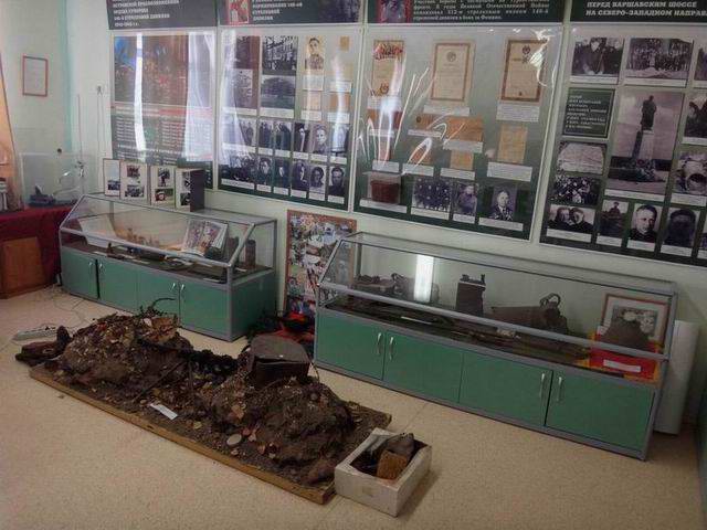 Экспозиция Музея 146 стрелковой дивизии в кадетской школе-интернате №6 Казани. Экспозиция Музея 146 стрелковой дивизии в кадетской школе-интернате №6 Казани.
