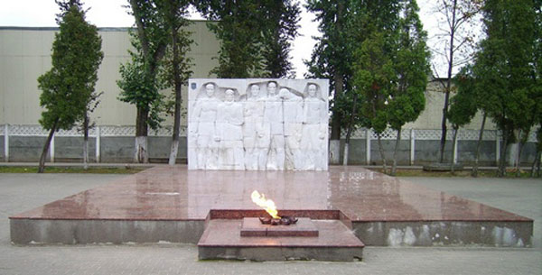   . 
 .   10 .  , ,      
      -  .  ( 1941 .    1944 .). 
 : 3  1967 . 
 - borlib.by