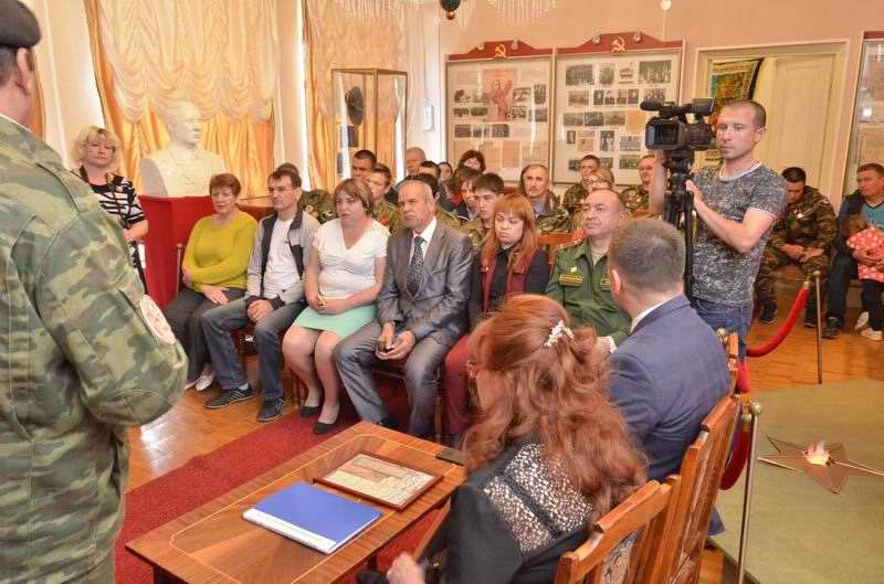 Вручение медальона В.М.Макарова. г.Заинск, Татарстан, 27.05.2017. Вручение медальона В.М.Макарова. г.Заинск, Татарстан, 27.05.2017.