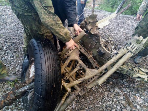 Подъем обломков самолета Пе-2 из озера Среднее Ваенгское - 2017. Подъем обломков самолета Пе-2 из озера Среднее Ваенгское - 2017.
