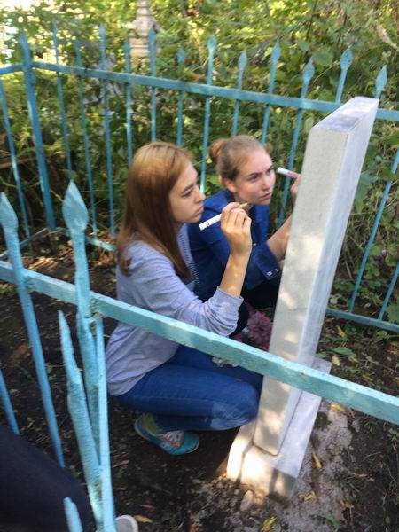 Уборка воинских захоронений на кладбищах в Республике Татарстан. 2017 г. Уборка воинских захоронений на кладбищах в Республике Татарстан. 2017 г.