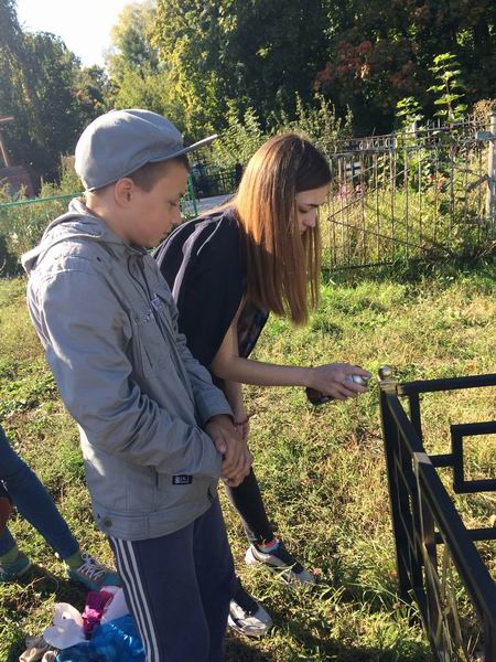 Уборка воинских захоронений на кладбищах в Республике Татарстан. 2017 г. Уборка воинских захоронений на кладбищах в Республике Татарстан. 2017 г.