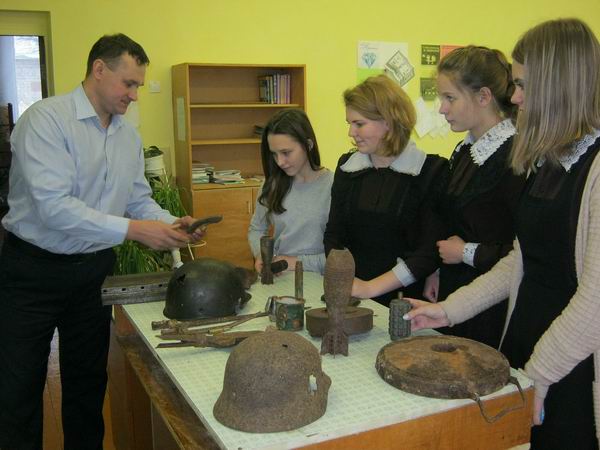    .    (. ). 3 - 9   2017 .