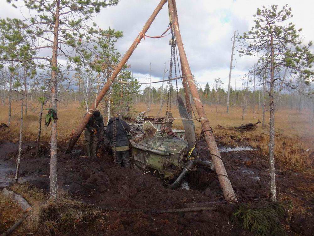 "Крылья Татарстана". Подъем самолета Пе-2 в Республике Карелия. 2018 г.
#отечествоРТ #МДМСРТ #поисковикиРФ #молодежьтатарстана #молодоеминистерство #крыльятатарстана "Крылья Татарстана". Подъем самолета Пе-2 в Республике Карелия. 2018 г.
#отечествоРТ #МДМСРТ #поисковикиРФ #молодежьтатарстана #молодоеминистерство #крыльятатарстана