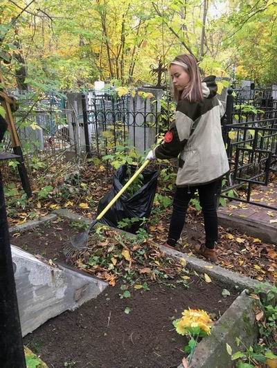 Уборка воинских захоронений на кладбищах в Республике Татарстан. 2018 г. Уборка воинских захоронений на кладбищах в Республике Татарстан. 2018 г.