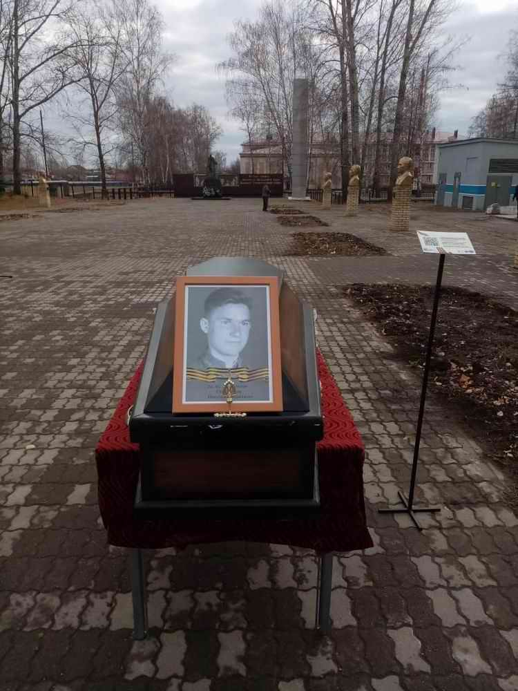 Церемония захоронения лётчика Великой Отечественной войны Н.М.Спиридонова.
Республика Татарстан, Спасский район. 2020 г. Церемония захоронения лётчика Великой Отечественной войны Н.М.Спиридонова.
Республика Татарстан, Спасский район. 2020 г.