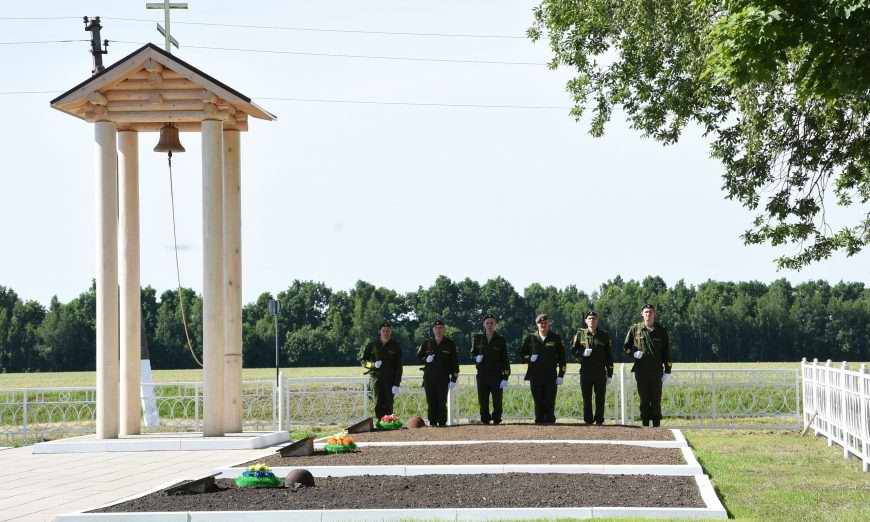   . . (.)    . , 2021 .