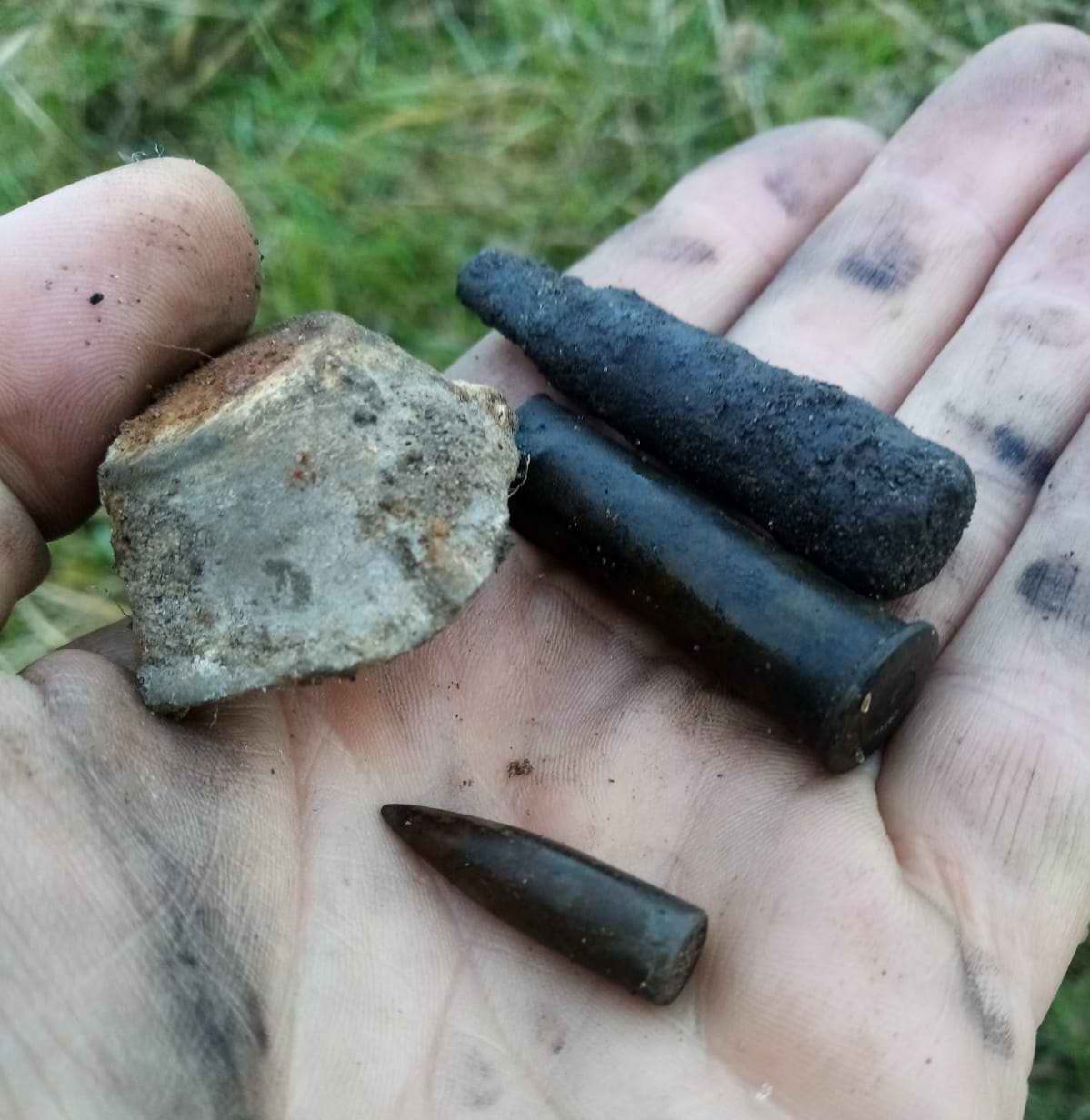    ,      19181921 . . 2022 .