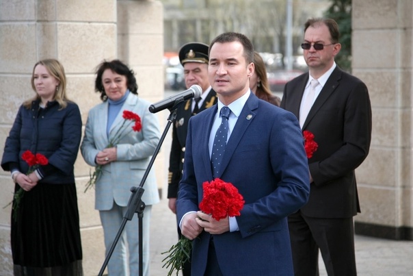       - 2023. , 2023 . 
      .