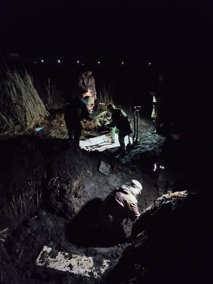    ,      19181921 . . 2023 .