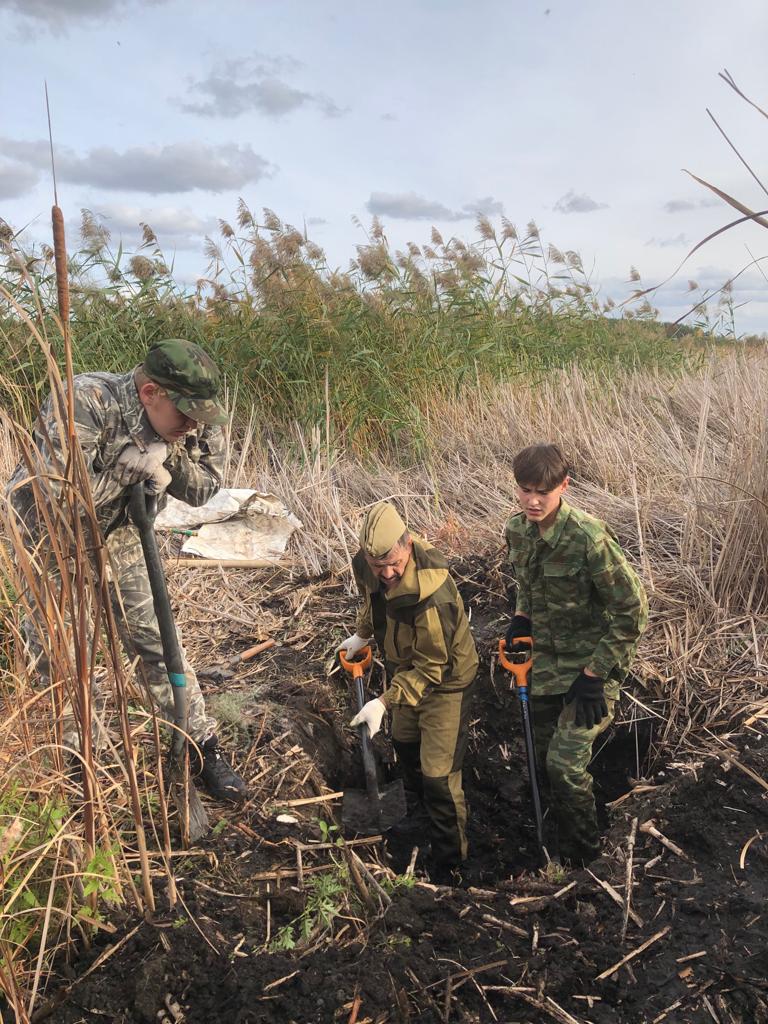    ,      19181921 . . 2023 .